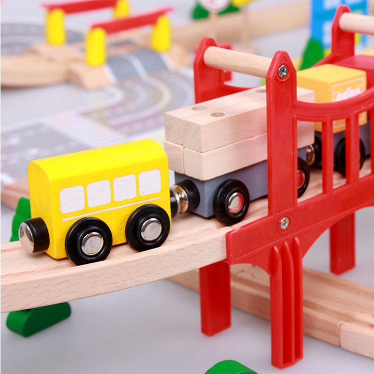 92pcs Wooden Railway Train Set Toys 