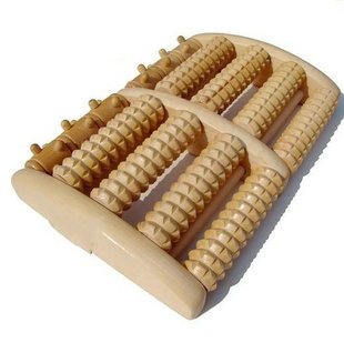 Lotus Wood acupressure roller 